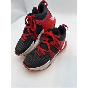 SNEAKERS Nike LeBron MENS 10.5  Witness  Black Red Basketball  DM1123-005